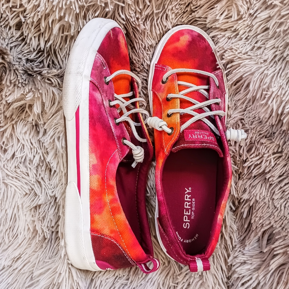 Sperry Women's Pier Wave Tie dye Shoes Pink/Red/Orange Size 9.5